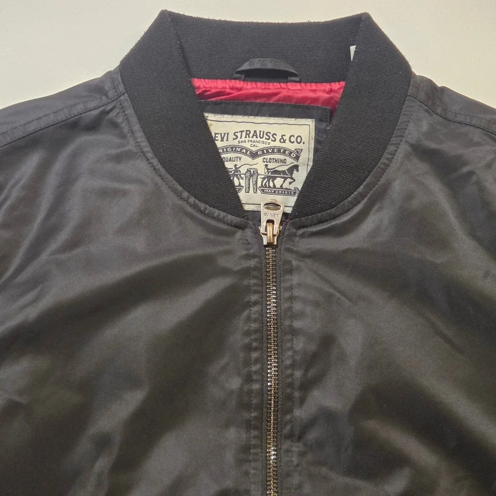 Levis Mens Black Bomber Jacket Flight MA-1 Style Red Lining Small